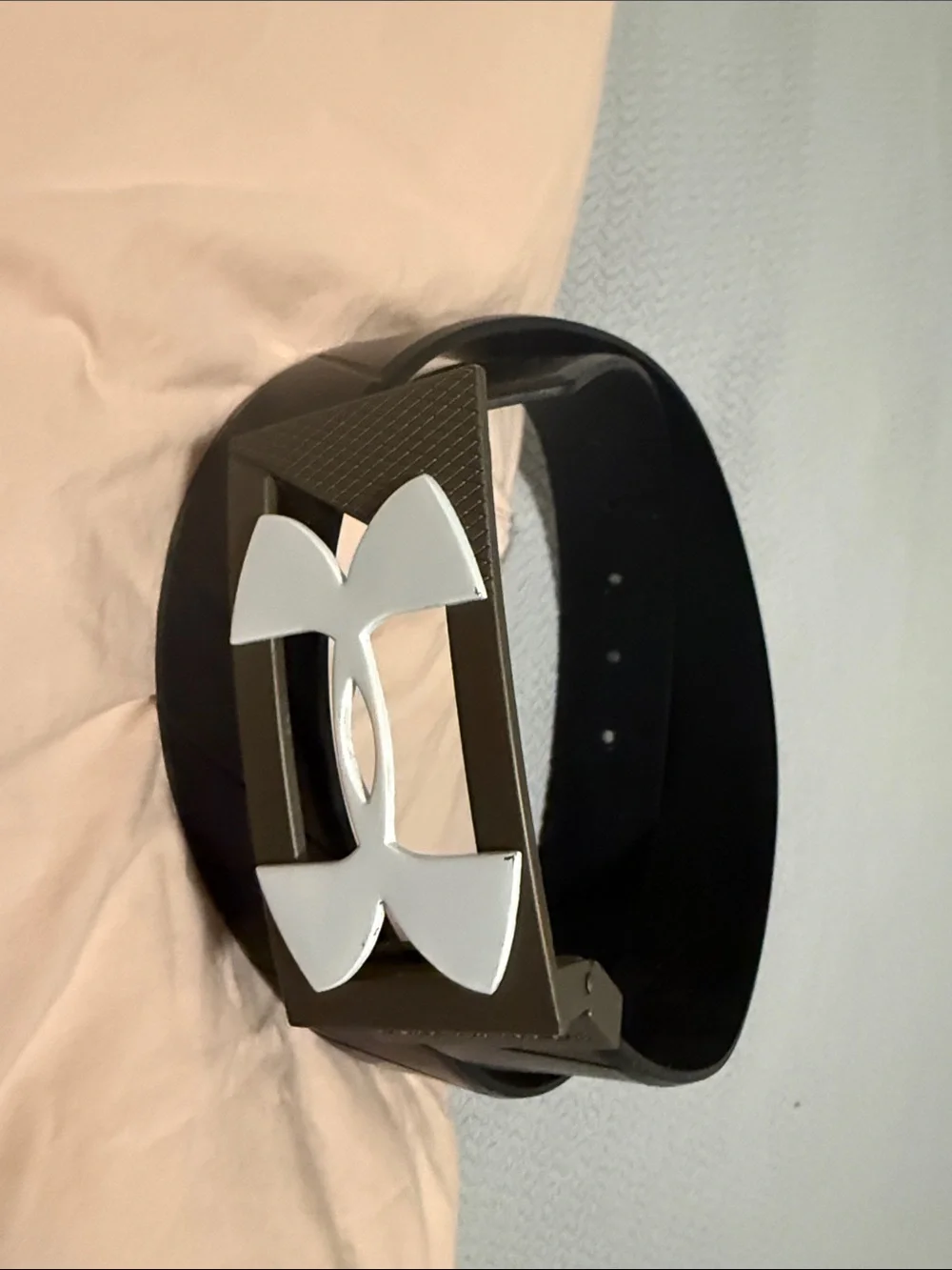 Under Armour Black Silicone Men's Logo Buckle Belt size 31